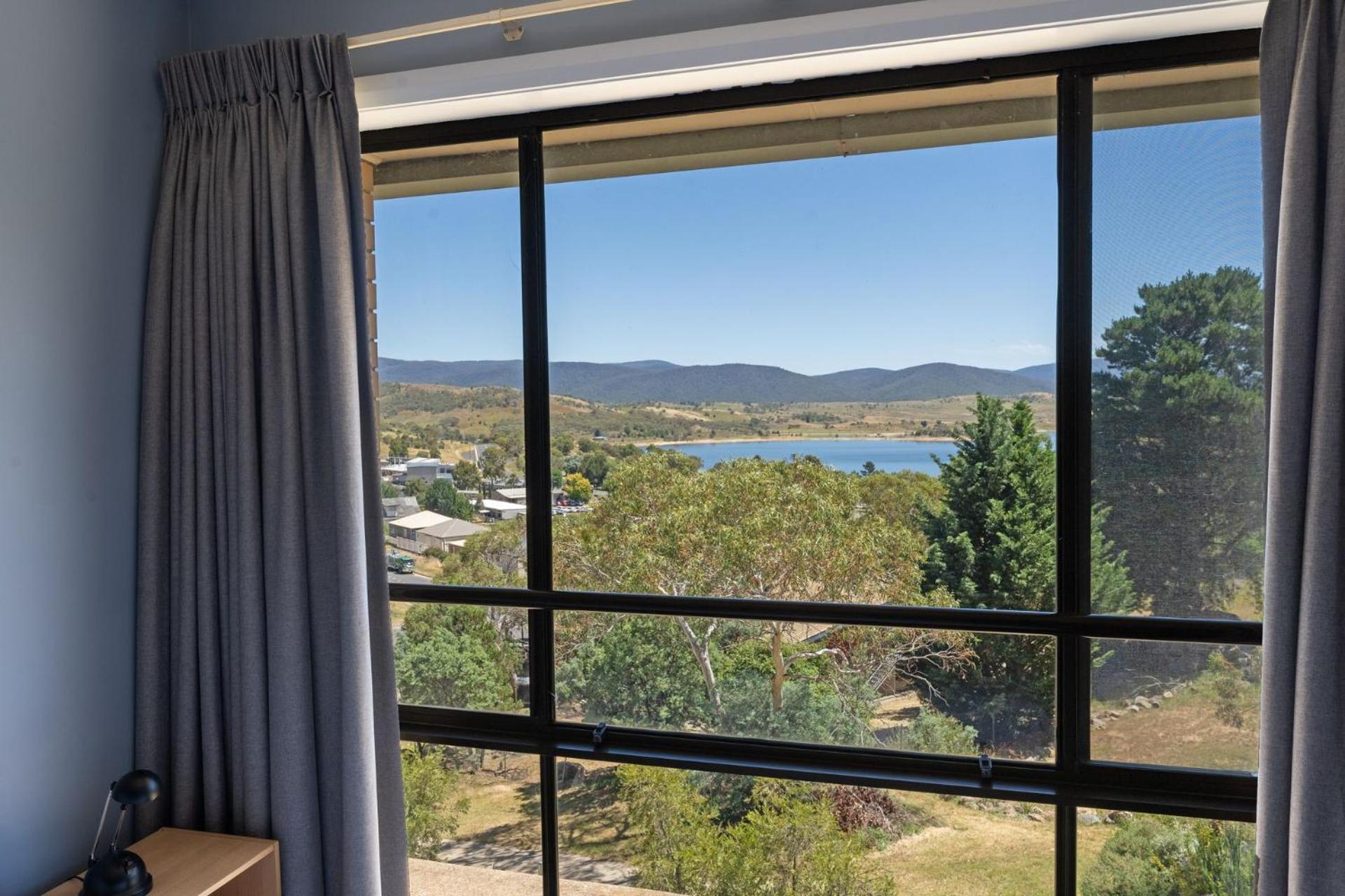 Alpine Mountain View 18 4 Bedroom Jindabyne Unit With Wifi Экстерьер фото